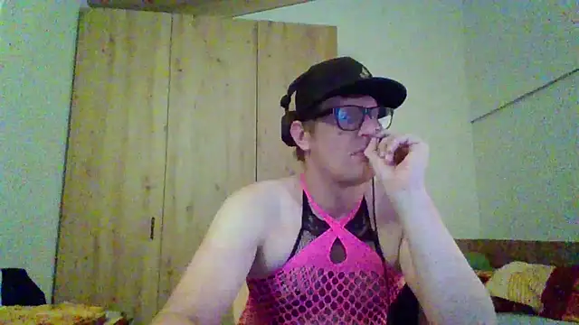 Bigthroaterboy online show from 09.14.25
