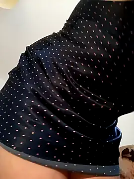 Women-pleasures online show from 12.04.24