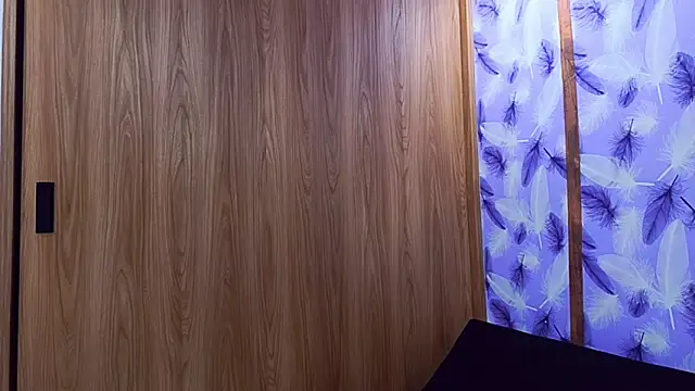 Snapshot of Molly_ADY chatting on 11.12.25 Molly ADY online show from 11.12.25