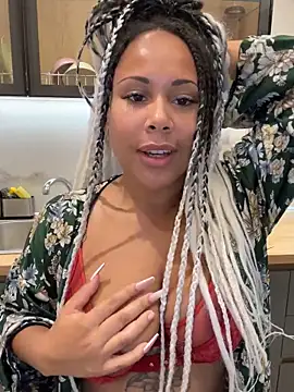 HaileyDiana online show from 10.09.25