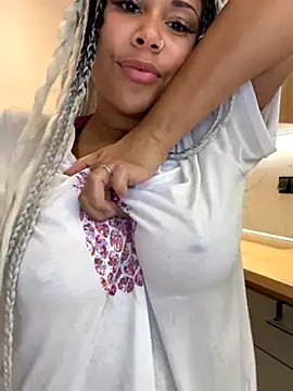 HaileyDiana online show from 10.20.25