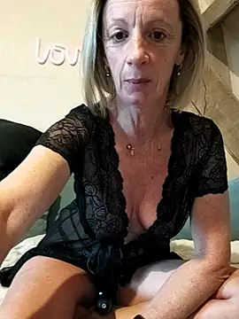 tatianasexymilf online show from 10.19.25