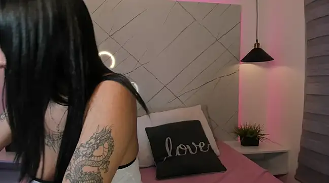 Snapshot of ANTONELLA__ROUSE_ chatting on 02.17.25 ANTONELLA ROUSE online show from 02.17.25