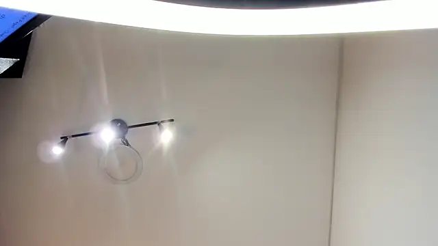 Snapshot of ANTONELLA__ROUSE_ chatting on 03.06.25 ANTONELLA ROUSE online show from 03.06.25