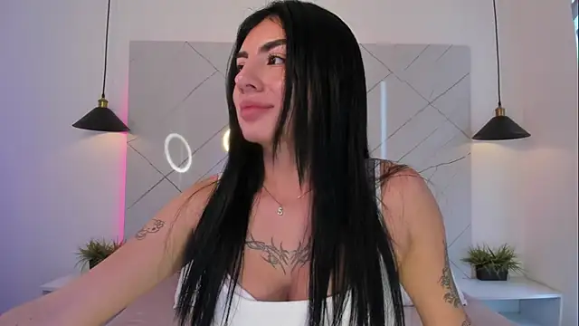 Snapshot of ANTONELLA__ROUSE_ chatting on 09.30.25 ANTONELLA ROUSE online show from 09.30.25