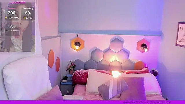 Melissa Koster online show from 02.08.25