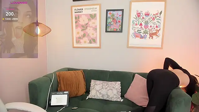 Melissa Koster online show from 10.12.25