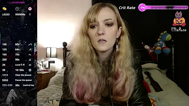 Snapshot of EllieeRose chatting on 06.11.26 EllieeRose online show from 06.11.26