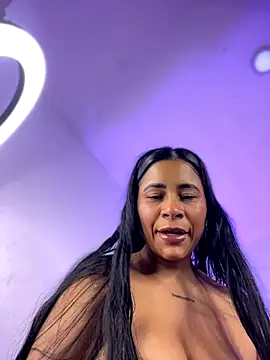 Snapshot of ANA_CARTER chatting on 09.19.25 ANA CARTER online show from 09.19.25