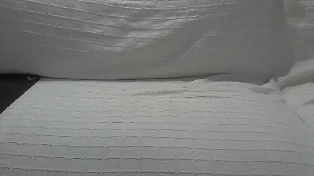 Snapshot of alyzora_41 chatting on 11.11.25 alyzora 41 online show from 11.11.25