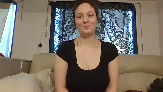 emerieskye20 online show from 01.13.25