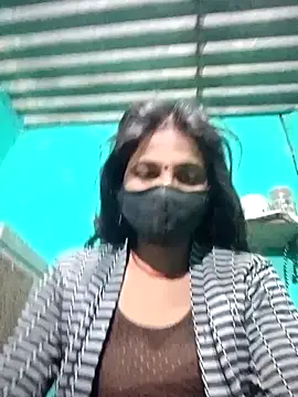 Snapshot of Baby__Shreya chatting on 12.23.24 Baby Shreya online show from 12.23.24