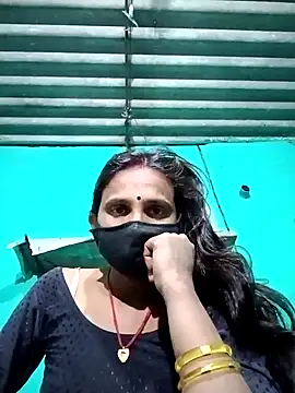 Snapshot of Baby__Shreya chatting on 12.28.24 Baby Shreya online show from 12.28.24