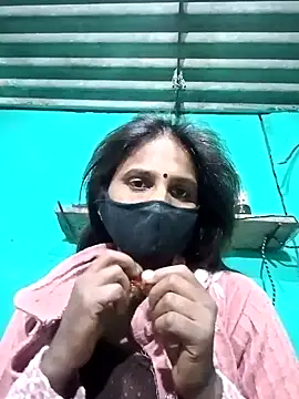 Snapshot of Baby__Shreya chatting on 01.13.25 Baby Shreya online show from 01.13.25