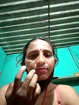 Snapshot of Baby__Shreya chatting on 09.10.25 Baby Shreya online show from 09.10.25