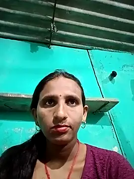 Snapshot of Baby__Shreya chatting on 10.13.25 Baby Shreya online show from 10.13.25