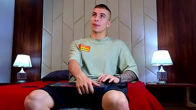 Snapshot of AsmodeoCox chatting on 01.17.25 AsmodeoCox online show from 01.17.25