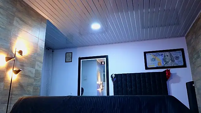 Snapshot of AsmodeoCox chatting on 10.24.25 AsmodeoCox online show from 10.24.25