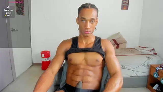 Snapshot of Malkongarcia chatting on 10.02.25 Malkongarcia online show from 10.02.25