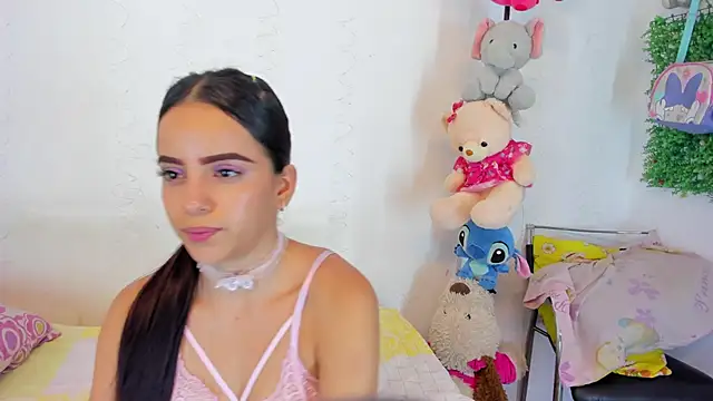 emilyclay 1 online show from 10.29.25