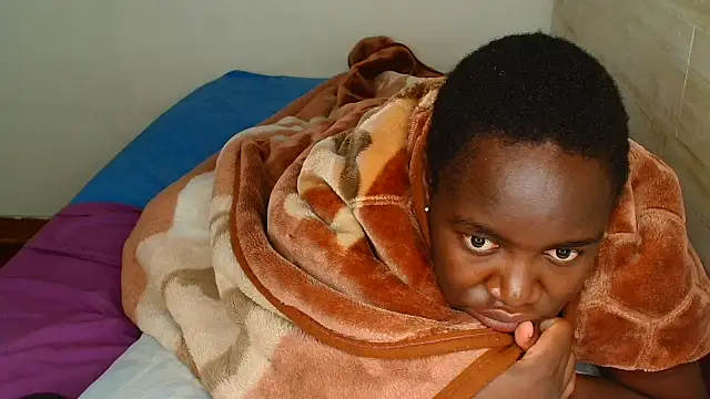 KINKYBLACKDOLL online show from 11.11.25