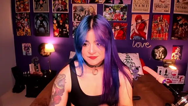 Snapshot of anne_cross chatting on 12.13.24 anne cross online show from 12.13.24