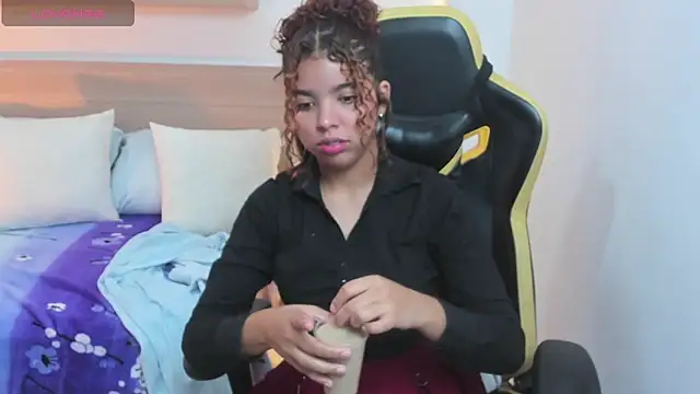 aurora rodriguez online show from 01.10.25