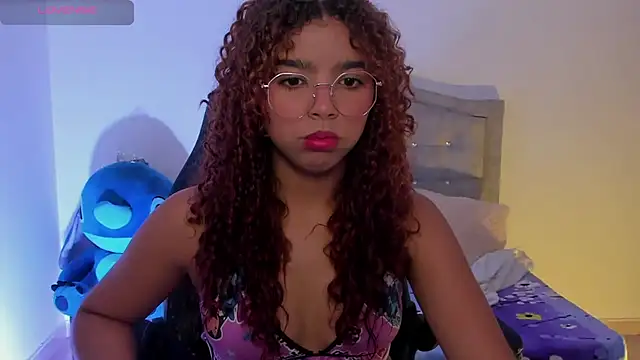 aurora rodriguez online show from 02.28.25