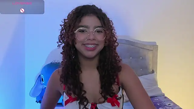 aurora rodriguez online show from 03.04.25