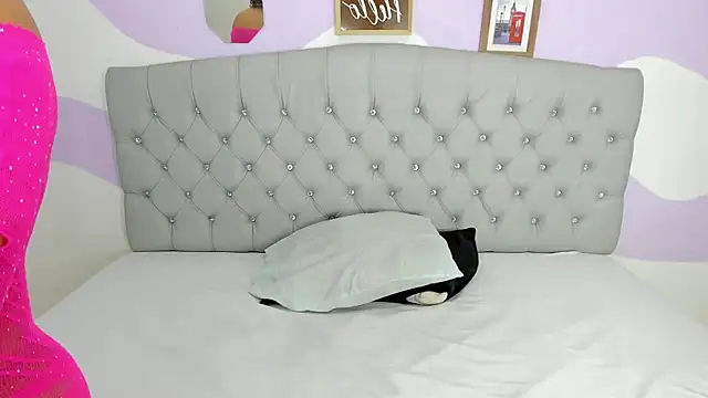 BRIYITHMENA online show from 04.18.26