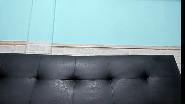 emily hunter12 online show from 12.31.24