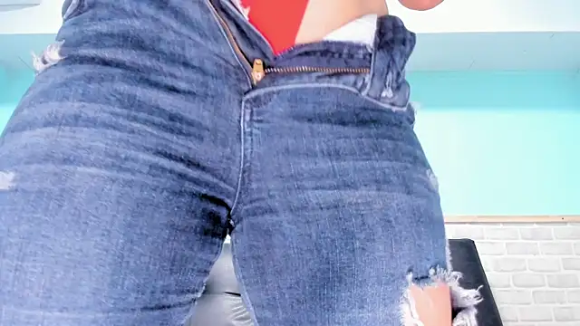 emily hunter12 online show from 09.29.25