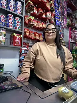 Snapshot of Sol_biglips chatting on 12.11.24 Sol biglips online show from 12.11.24