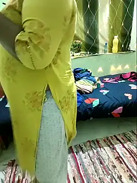 Snapshot of NEHA-DESHI chatting on 01.31.25 NEHA-DESHI online show from 01.31.25