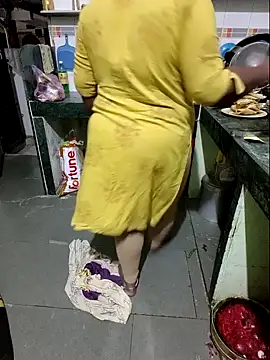 Snapshot of NEHA-DESHI chatting on 02.05.25 NEHA-DESHI online show from 02.05.25