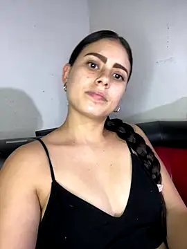 Azuna25 online show from 11.26.25