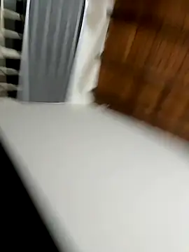 tom thick online show from 10.04.25