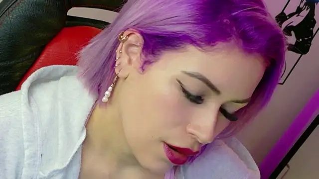 Natalia Montoya online show from 04.17.26