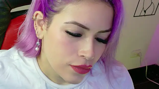 Natalia Montoya online show from 06.04.26