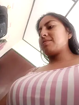 Snapshot of Valeer_abby chatting on 03.17.25 Valeer abby online show from 03.17.25