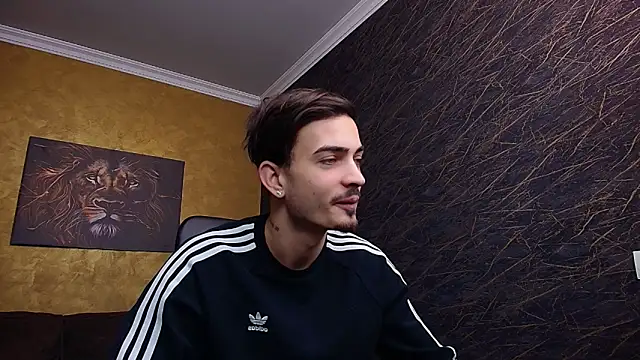 Snapshot of BrandonTate chatting on 12.16.24 BrandonTate online show from 12.16.24