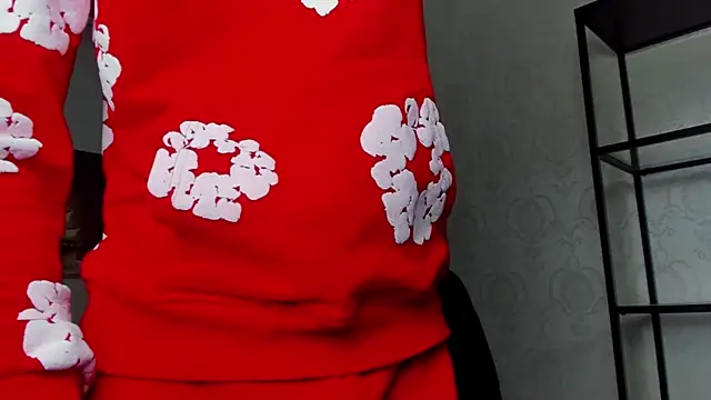 Snapshot of BrandonTate chatting on 01.13.25 BrandonTate online show from 01.13.25