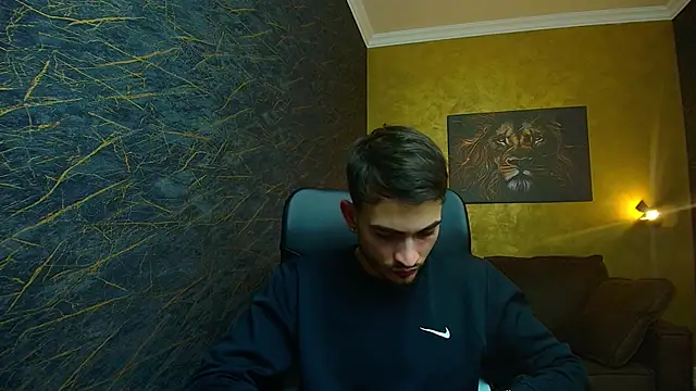 Snapshot of BrandonTate chatting on 01.14.25 BrandonTate online show from 01.14.25