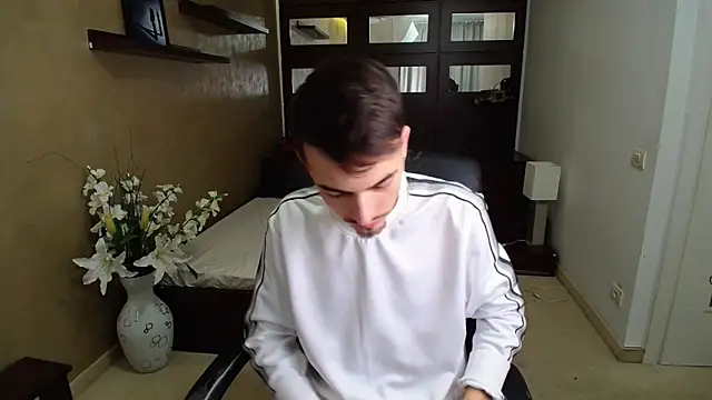 Snapshot of BrandonTate chatting on 01.26.25 BrandonTate online show from 01.26.25