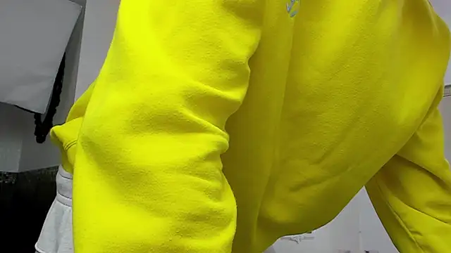 Snapshot of BrandonTate chatting on 02.18.25 BrandonTate online show from 02.18.25