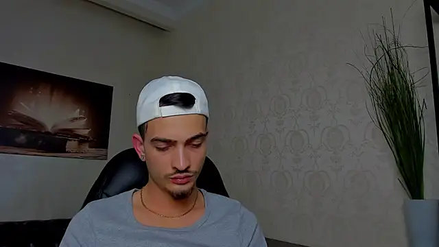 Snapshot of BrandonTate chatting on 03.12.25 BrandonTate online show from 03.12.25