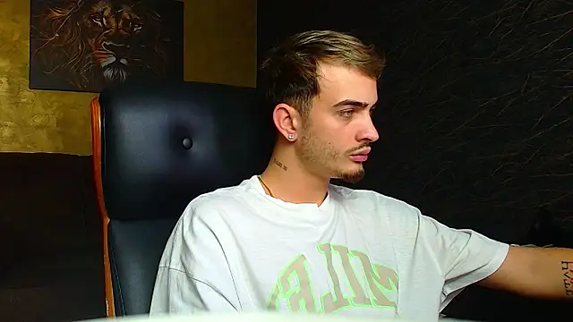 Snapshot of BrandonTate chatting on 09.12.25 BrandonTate online show from 09.12.25