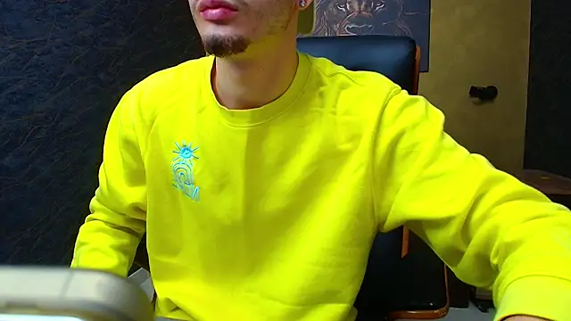 Snapshot of BrandonTate chatting on 09.25.25 BrandonTate online show from 09.25.25