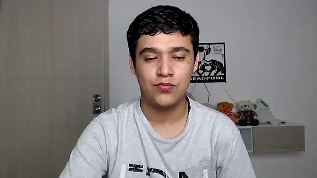 Snapshot of kaiine190 chatting on 10.27.25 kaiine190 online show from 10.27.25