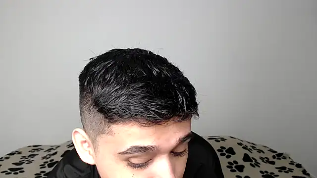 Snapshot of kaiine190 chatting on 11.08.25 kaiine190 online show from 11.08.25